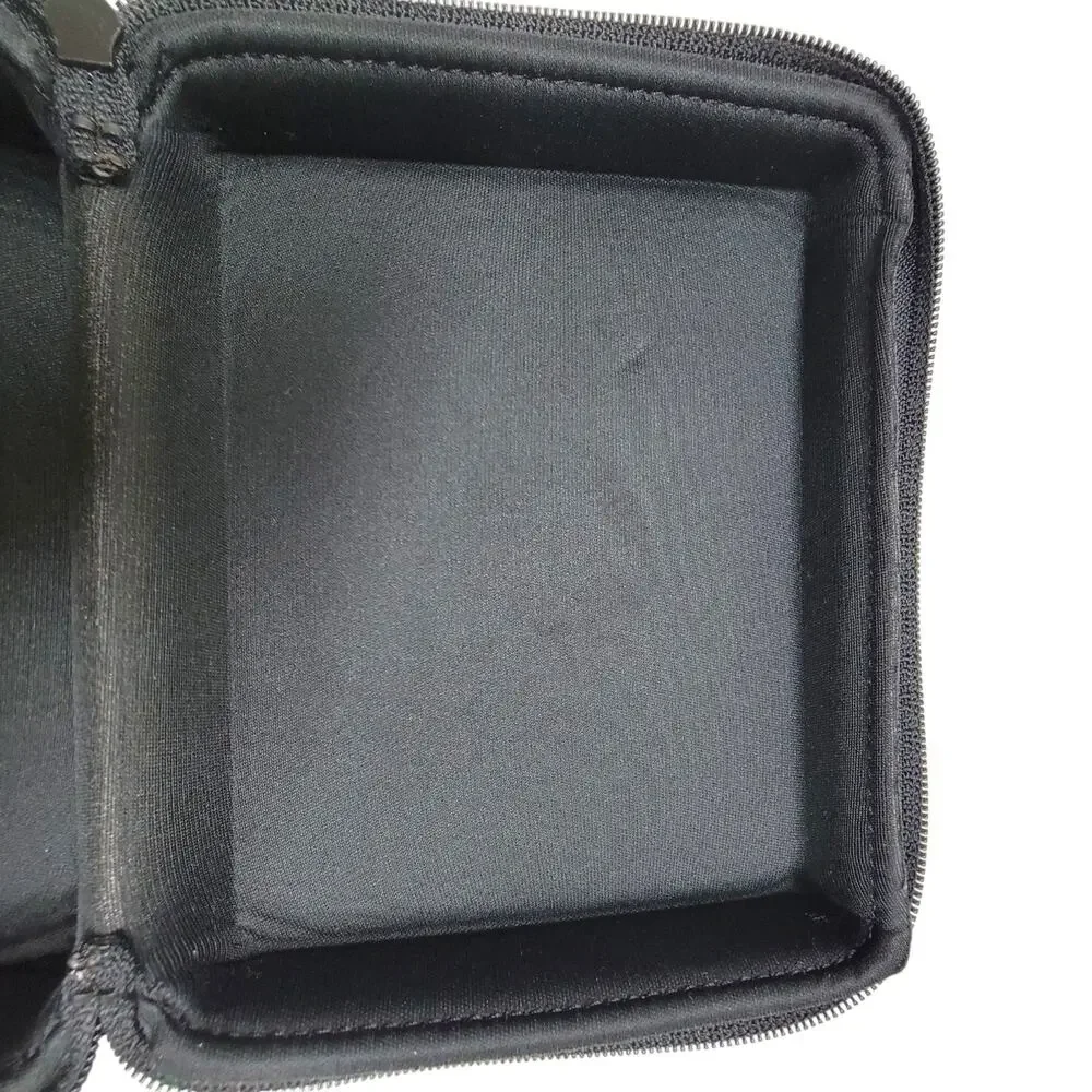 Oakley Universal Goggle Case Black Zip Hard Shell Storage Pouch Ski Snowboard